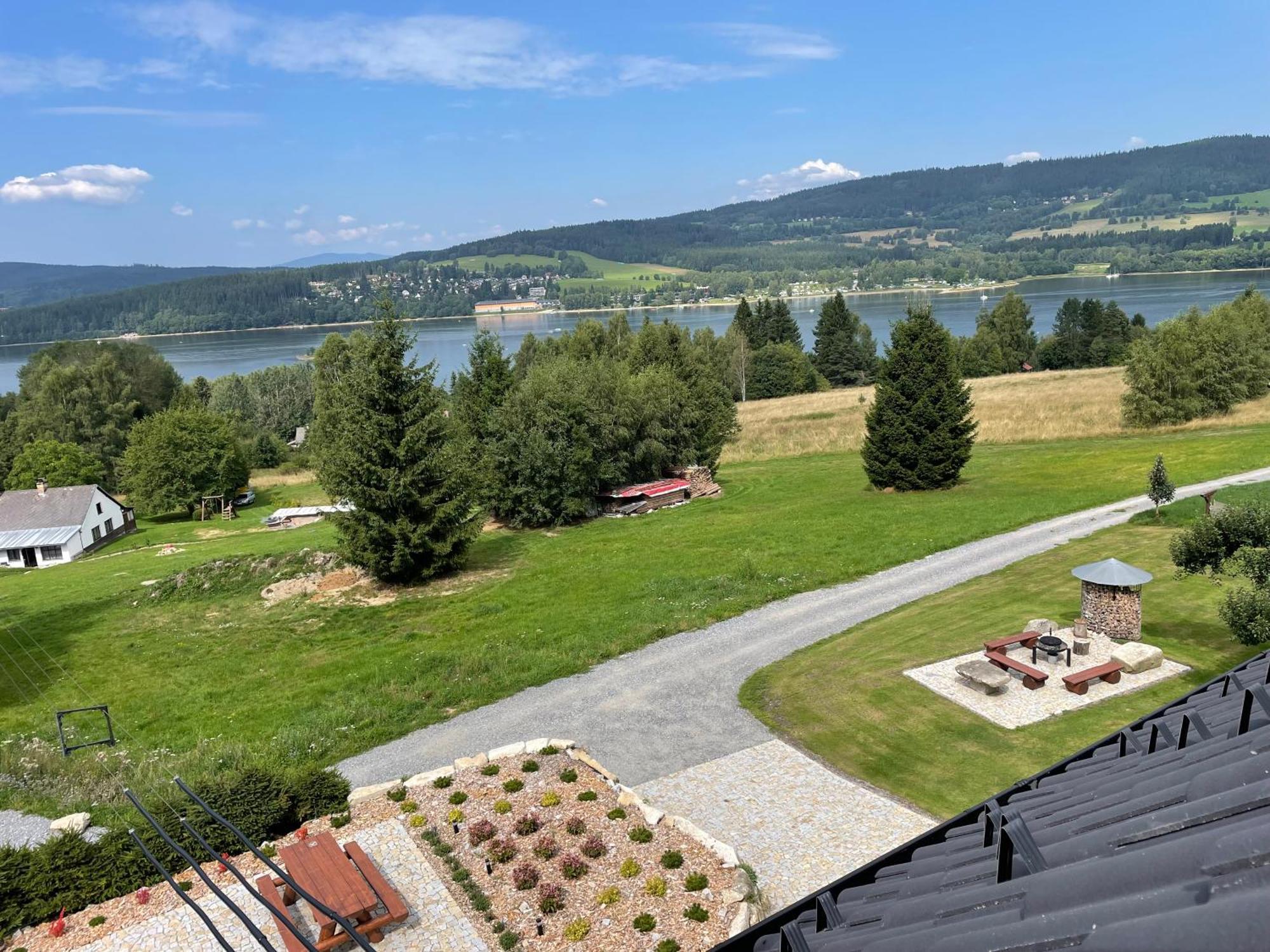 Apartmany Hajovna Lipno Loucovice Bagian luar foto